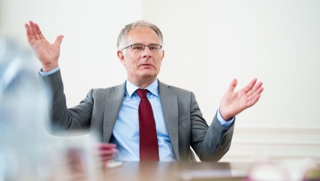 Eine Senkung der Mehrwertsteuer sei schlicht und ergreifend „nicht leistbar“, so Marterbauer.