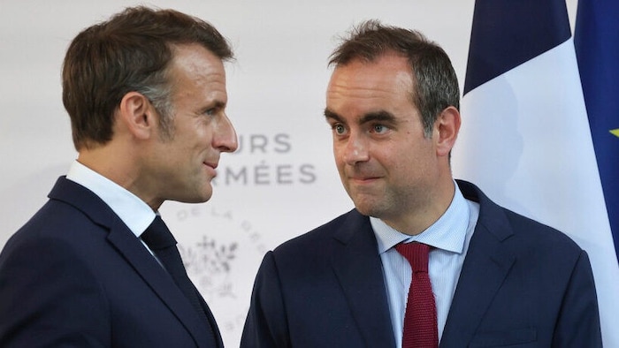 Frankreichs Präsident Macron (links) und Ex-Regierungschef Lecornu