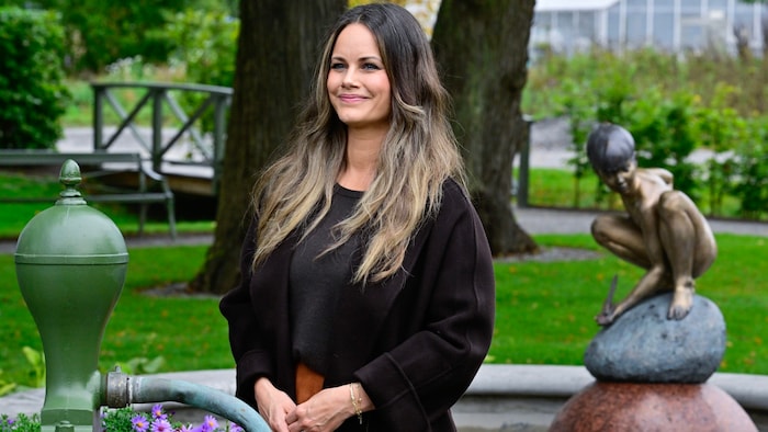 Prinzessin Sofia hat sich für einen coolen Ombré-Look im Haar entschieden.