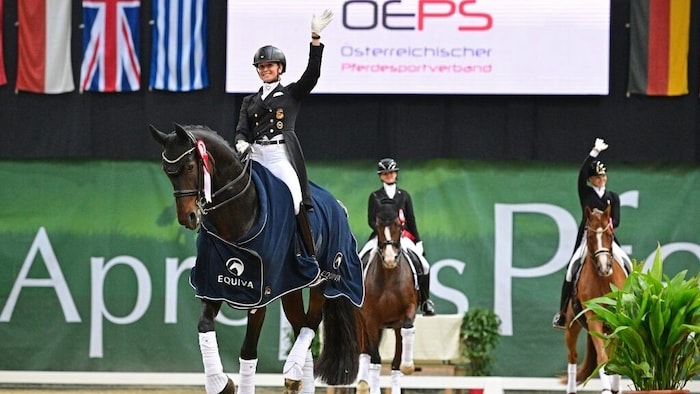 Doppel-Olypiasiegerin Jessica von Bredow-Werndl gewinnt auch in Wr. Neustadt die Kür mit ihrem ...