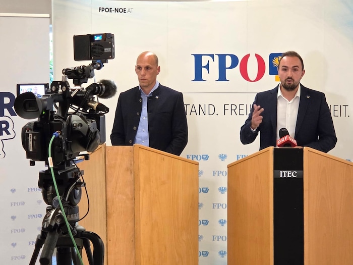 FPÖ-Landesgeschäftsführer Helmut Fiedler und FPÖ-Landesparteisekretär Alexander Murlasits bei ...