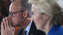 Ursula von der Leyen und Friedrich Merz haben Pläne für die Finanzierung der Unterstützung der ...