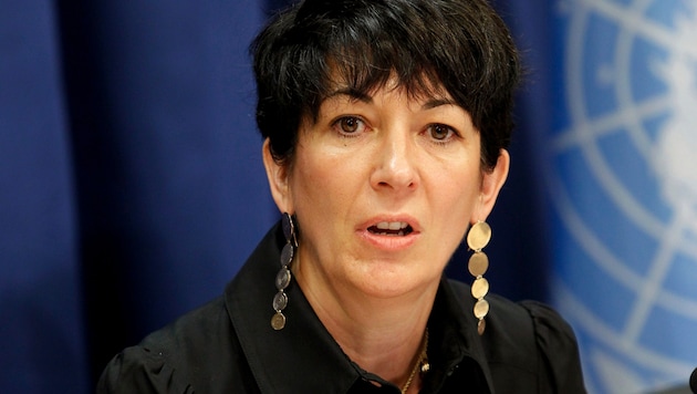 Ghislaine Maxwell sitzt wegen Beihilfe zum sexuellen Missbrauch Minderjähriger in Haft.