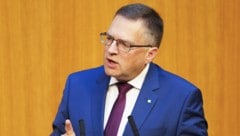 Der ÖVP-Klubobmann ist wegen Missbrauch der Amtsgewalt angeklagt.