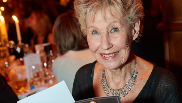 Trauer um Lotte Ledl: Die Schauspielerin ist im Alter von 95 Jahren verstorben.