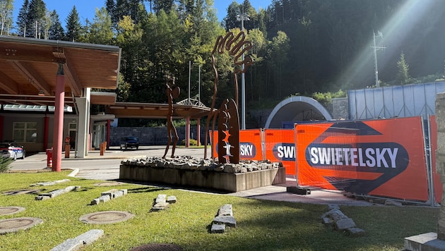 Am Loibl wird schon gebaut – ein Museumspavillon soll als Mahnmal für das KZ Nord entstehen.