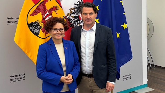 ÖVP präsentierte Pläne zur Energiezukunft: Staatssekretärin Elisabeth Zehetner und Landesobmann ...