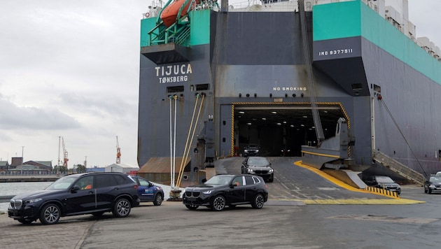 Europäische Autobauer kämpfen weiterhin mit Engpässen bei Mikrochips. Einige von ihnen gehen ...