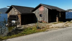 Die im Jahr 1969 illegal errichteten Bootshütten am Traunsee in Gmunden könnten die Richter noch ...
