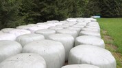 Die schweren Siloballen können zum Risiko werden. 