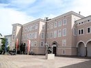 Der Chiemseehof in der Altstadt – Sitz der Salzburger Landesregierung.