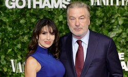 Die Yoga-Lehrerin ist seit 2012 mit Alec Baldwin verheiratet und hat sieben Kinder von dem Star.