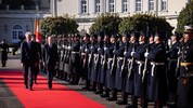 Bundespräsident Van der Bellen (re.) wird von seinem litauischen Amtskollegen Gitanas Nausėda ...