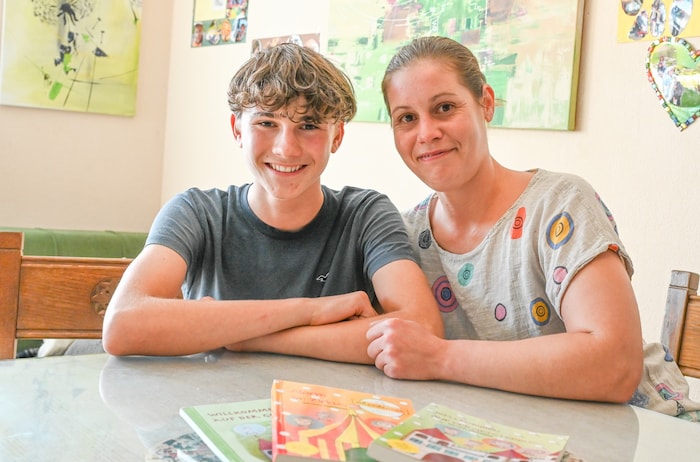 Matthias’ Mutter Susanne (re.) nominierte ihren kreativen Sohn: „Ich bin wahnsinnig stolz auf ...