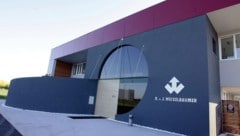 Der Firmensitz befindet sich in Wels.