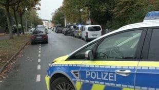 In Paderborn hat ein 25-Jähriger eine Schülerin in einem Berufskolleg mit einem Messer ...