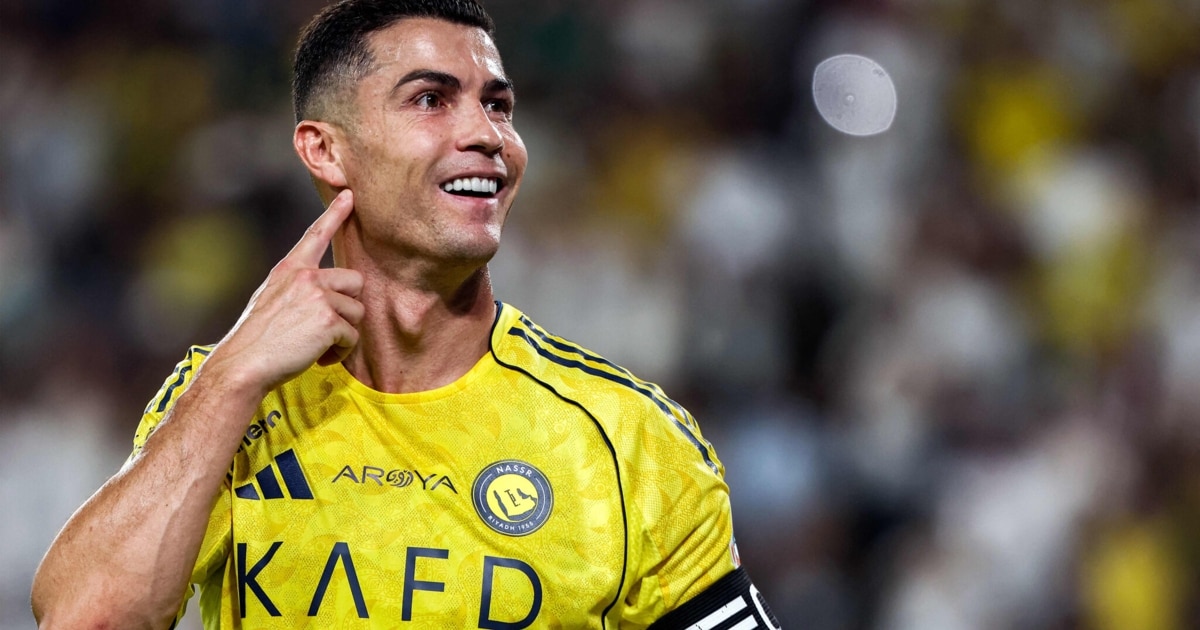 Tűzijáték a pályán: Ronaldo 15 perc alatt lőtt mesterhármast, közel a történelmi határhoz