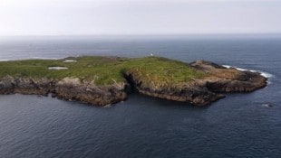 Viel mehr Rückzug vom Alltag geht wohl kaum: Die Privatinsel Gasker Island samt  Seehund-Kolonie ...