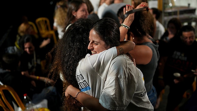 Great jubilation among the relatives of the Hamas hostages after the agreement was announced