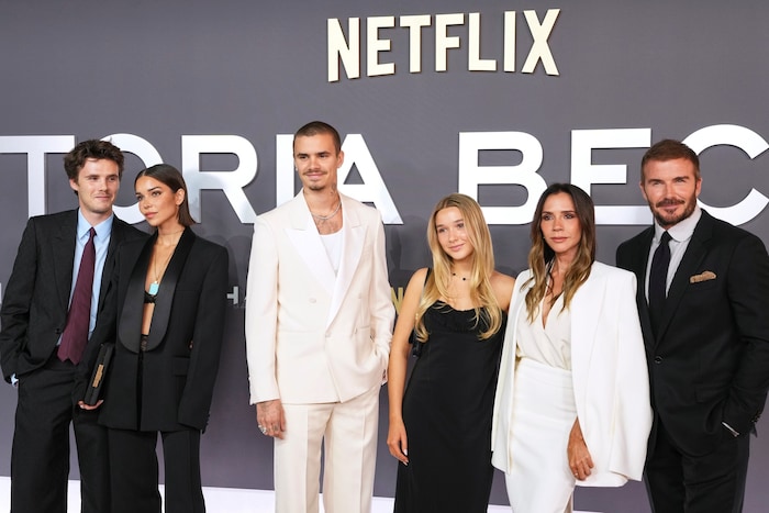 Victorai Beckham feierte mit ihrem Mann David und ihren Kindern die Premiere ihrer Netflix-Doku.