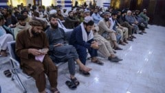 Bewohner der Städte Kabul und Mazar-i-Sharif berichteten der Deutschen Presse-Agentur von ...