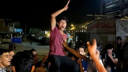 Jubelnde Palästinenser im Gazastreifen