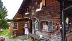 Wirtin Johanna Putz begrüßt auch im Oktober noch Gäste.