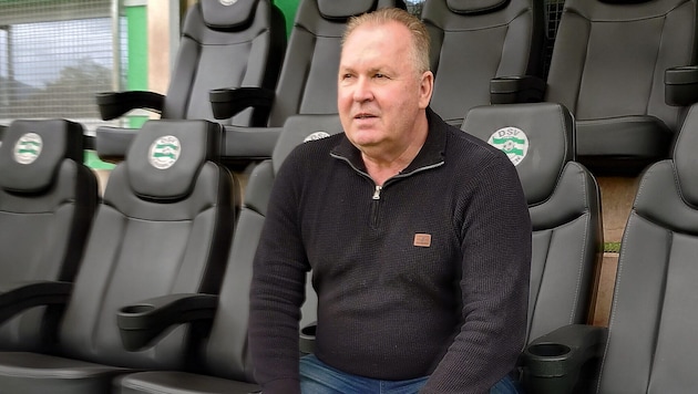 Obmann Peter Krenmayr duldet keine verbalen Entgleisungen auf der Tribüne.