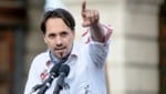Der Kärntner Corona-Skeptiker Martin Rutter war zu dem FPÖ-Stammtisch geladen.