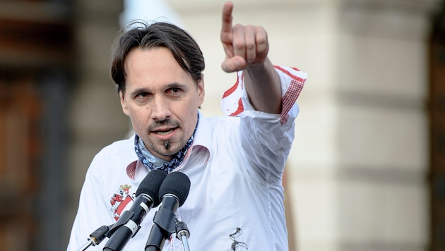 Der Kärntner Corona-Skeptiker Martin Rutter war zu dem FPÖ-Stammtisch geladen.