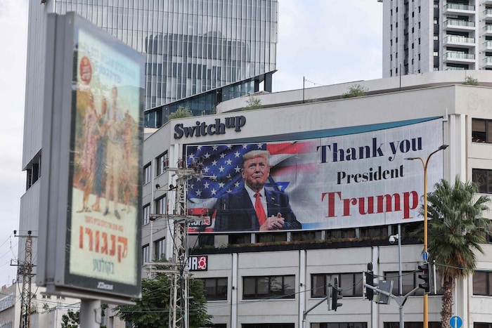 „Danke Präsident Trump“, wird in Israel auf den Straßen plakatiert.