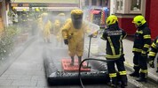 Die Feuerwehrleute wurden nach dem Einsatz im „Weißen Rössl“ dekontaminiert