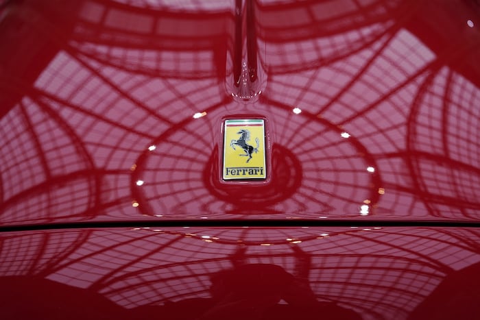 Der Ferrari Elettrica wird 2026 vorgestellt.