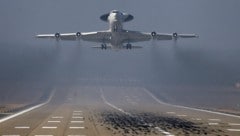 Der NATO-Stützpunkt in Geilenkirchen beherbergt die AWACS-Flotte, die mit Frühwarn- und ...