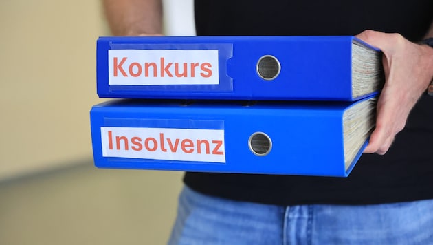 Die Zahl der Insolvenzen bleibt auf sehr hohem Niveau.