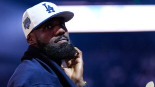 LeBron James leidet unter Rückenschmerzen.