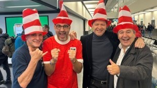 Diese ÖFB-Fans freuen sich schon auf das nächste Fußballfest in Bukarest.