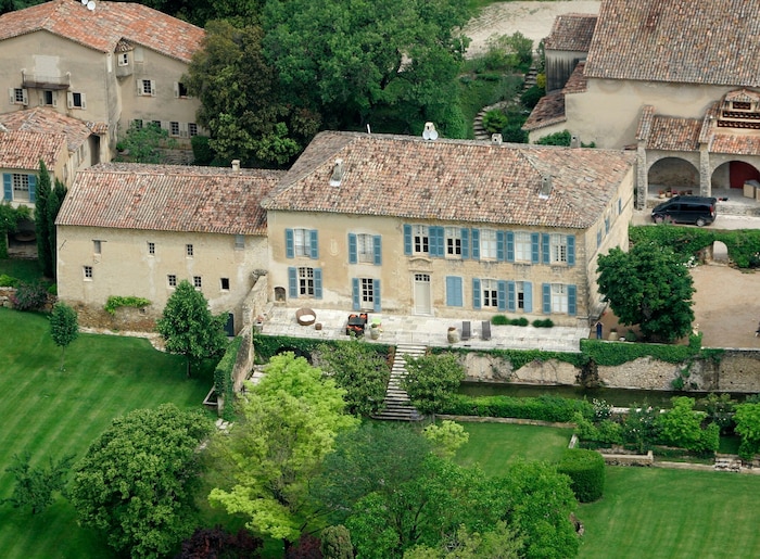 Jolie und Pitt kämpfen immer noch um das Weingut Miraval in Südfrankreich.