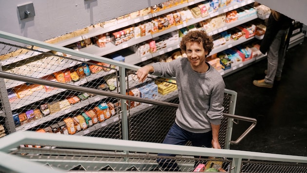 Auf zwei Stockwerken bietet der Supermarkt in Meidling ein Vollsortiment für den täglichen ...