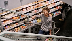 Auf zwei Stockwerken bietet der Supermarkt in Meidling ein Vollsortiment für den täglichen ...