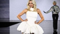 Lena Gercke muss die nächsten Wochen wohl kürzertreten: Das Model hat sich beim Padel-Training ...