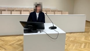 Der 17-Jährige zeigt sich in seinem Terrorprozess handzahm.