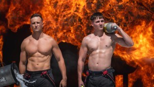 Kalender-Models: Auch bei Wiener Berufsfeuerwehr geht es heiß her