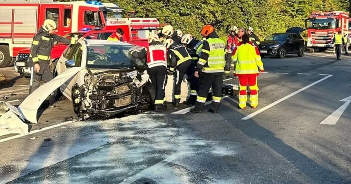 Wunderbar Unfall B76 Plon Heute Bild
