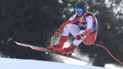 Kurz vor dem Unglück: Felix Hacker verletzte sich im Vorjahr in Kitzbühel. Mit neuem Kopfsponsor ...