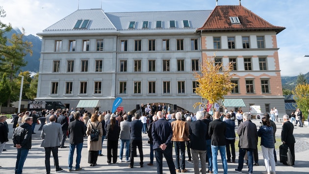 Seit über 140 Jahren prägt das Schulhaus das Stadtbild von Bludenz. Mit der jetzigen Erweiterung ...
