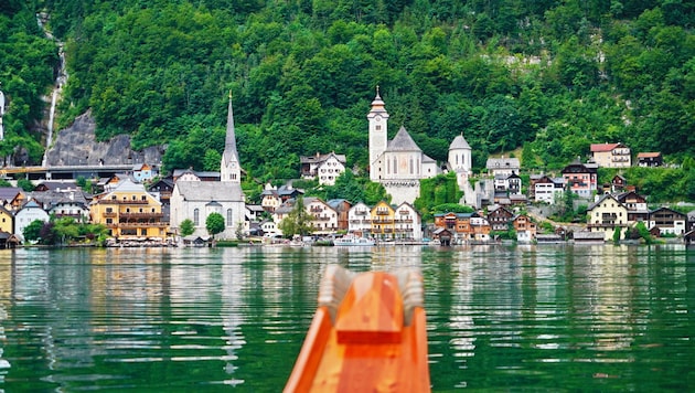 Jährlich besuchen eine Million Touristen Hallstatt – viele kommen mit illegalen Taxis an