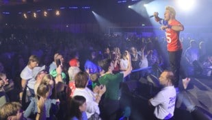 Alexander Eder rockte die Bühne und begeisterte bei der Radio Tirol Musik Loung.e