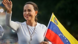 Die Venezolanerin María Corina Machado feierte ihren Sieg des Friedensnobelpreises – und widmete ...