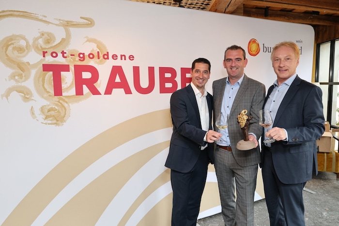 Wein-Burgenland-Granden Christian Zechmeister und Herbert Oschep, „Krone“- GF Gerhard Valeskini